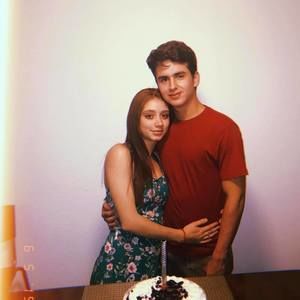 Meet your Posher, Daniela